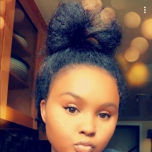 Meet your Posher, Breanne